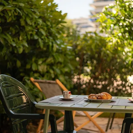 Le Bleu Marina * 망들리유 라 나플