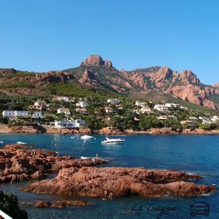 아파트 Le Bleu Marina *